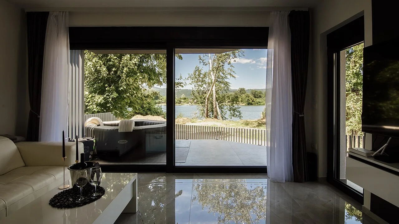When Is the Best Time to Sell a House in Ontario?