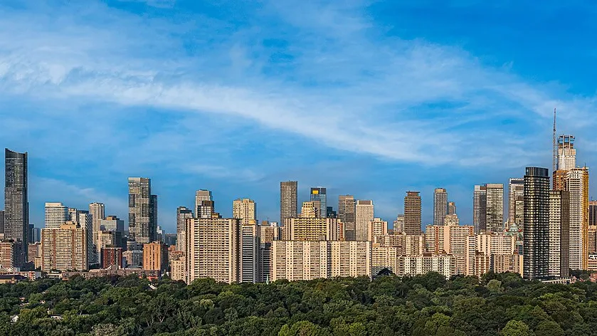 Freehold vs Condo Townhouse: What's the Difference?