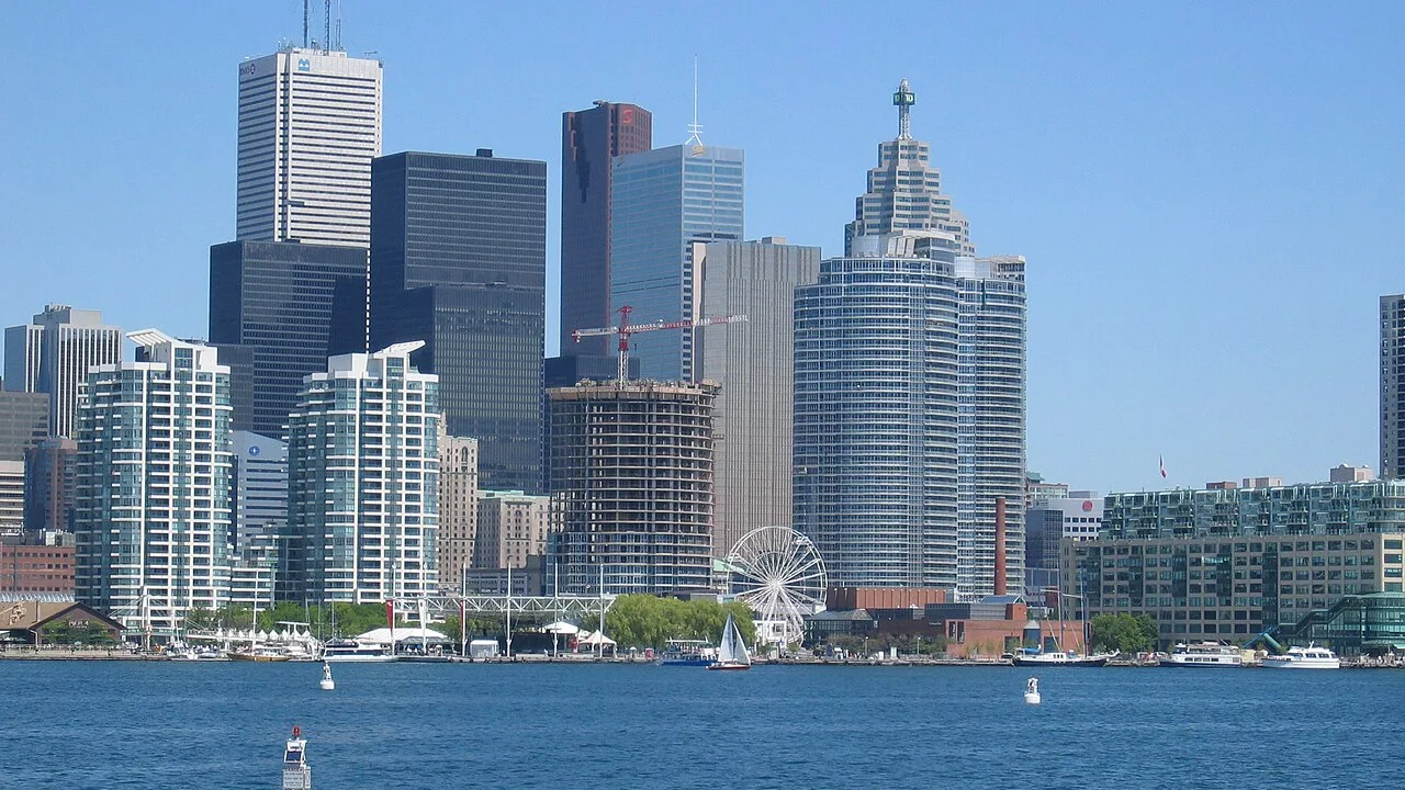 Is Now a Good Time to Buy a House in Ontario?