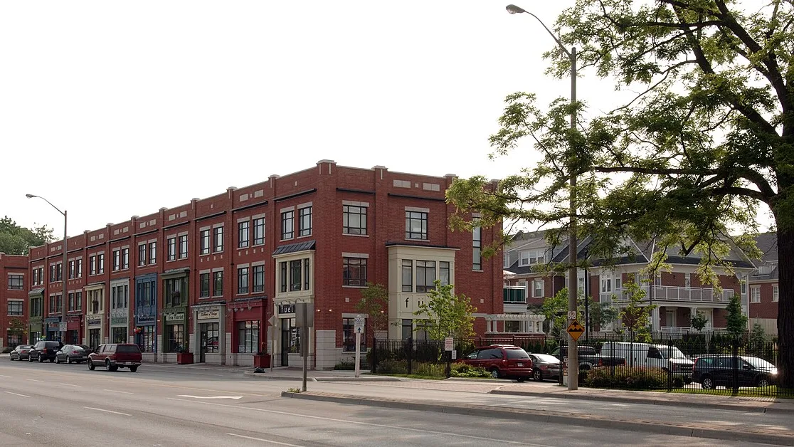 Living in Port Credit, Mississauga