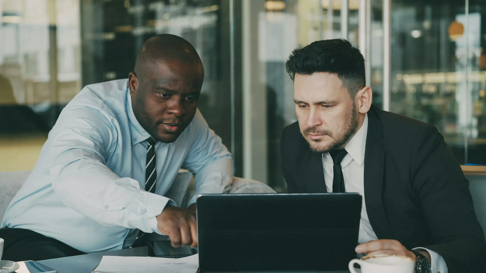 Comparing two loan offers with an advisor