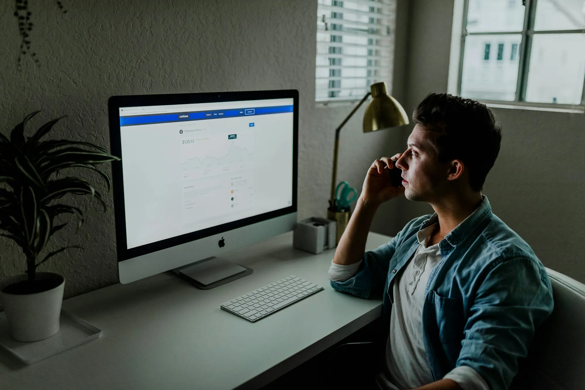 A HOMEH advisor working securely at a desk