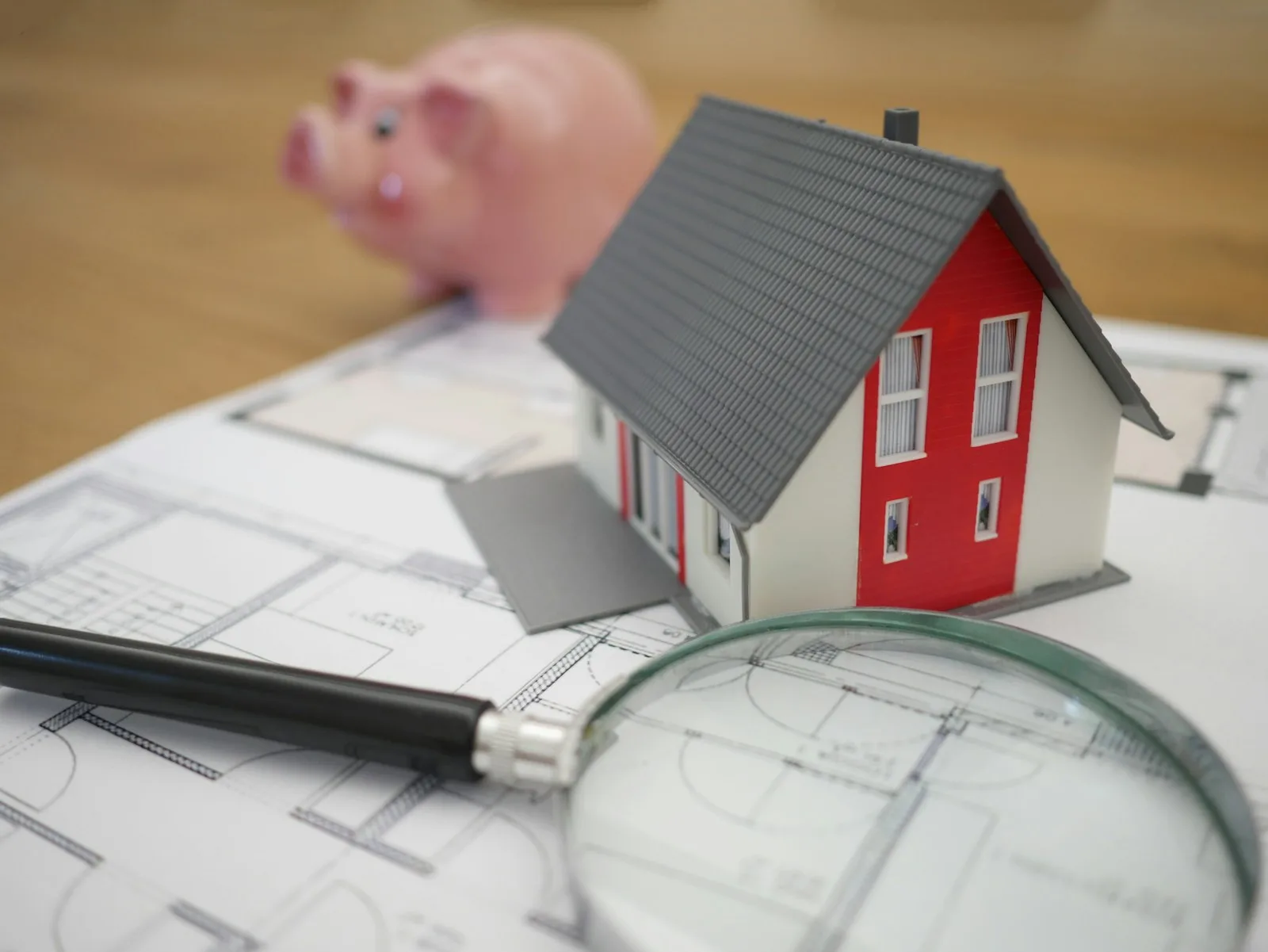 Canadian couple closing on their home sale with HOMEH
