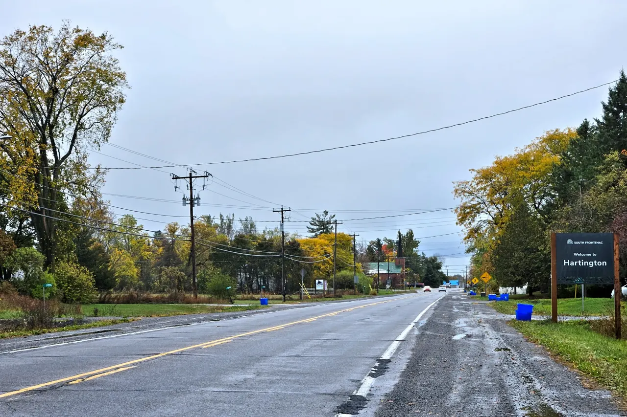 Street view in Hartington, Ontario