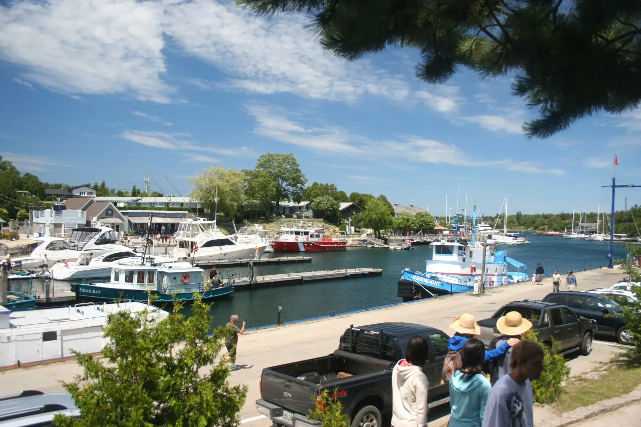 Street view in Tobermory, Ontario