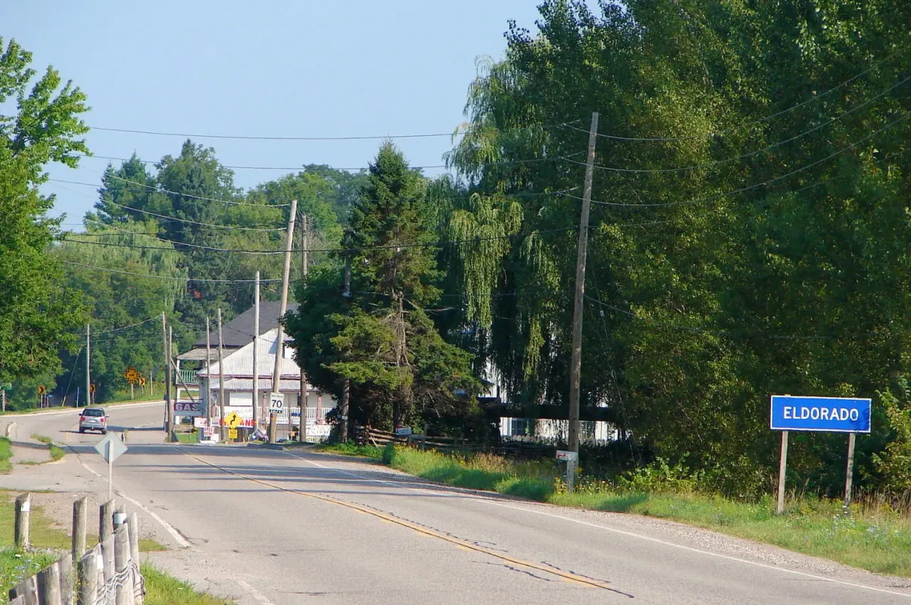 Street view in Eldorado, Ontario