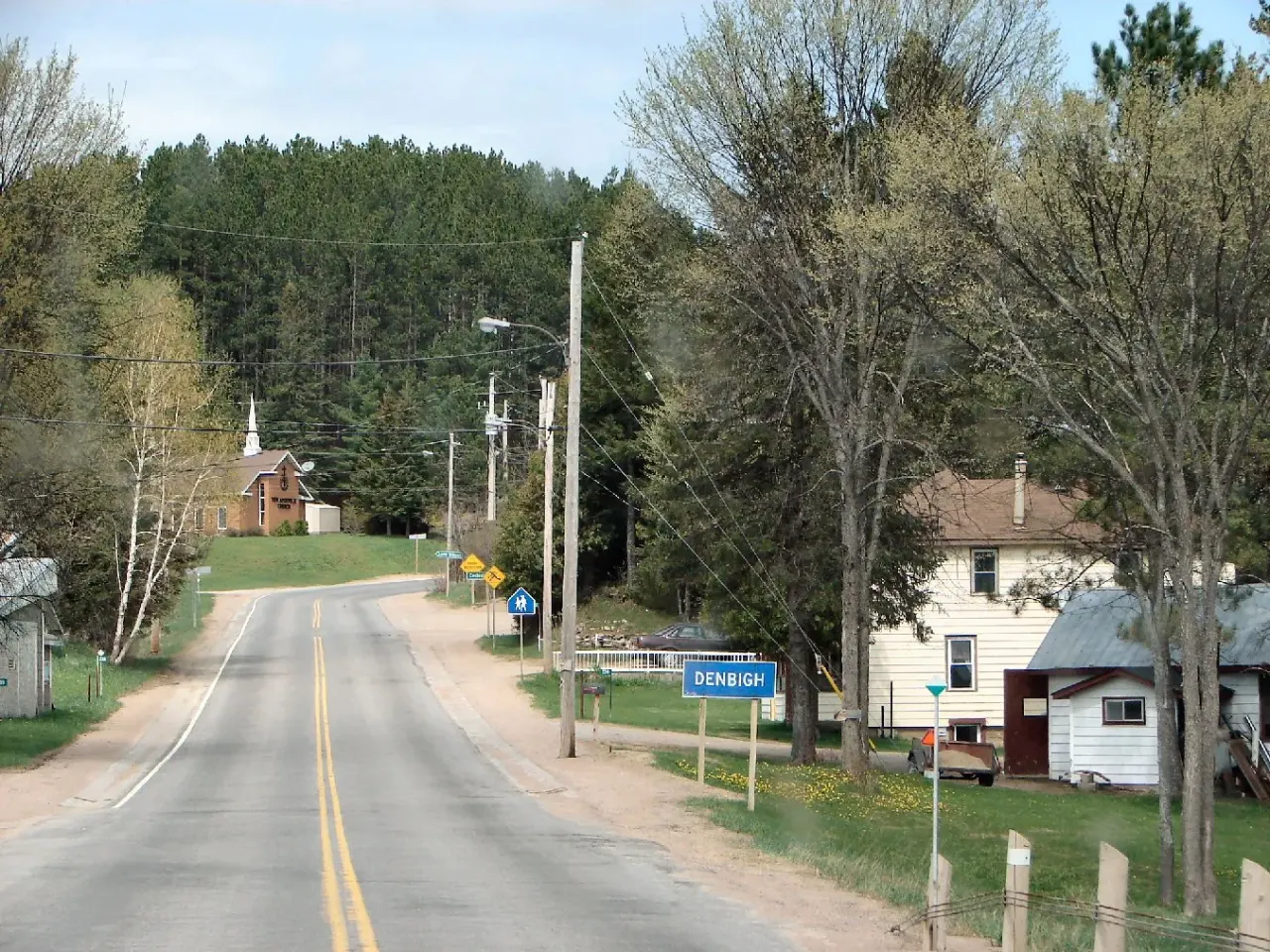 Street view in Denbigh, Ontario