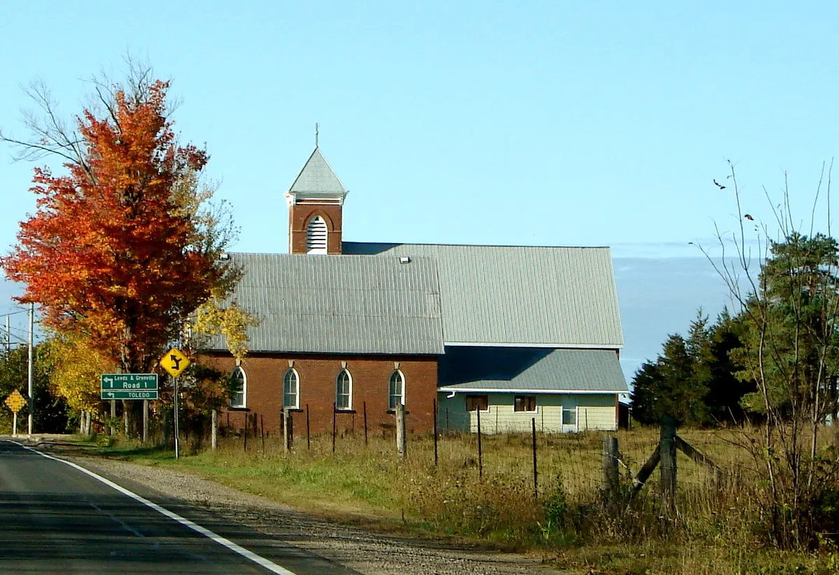 Street view in Lombardy, Ontario