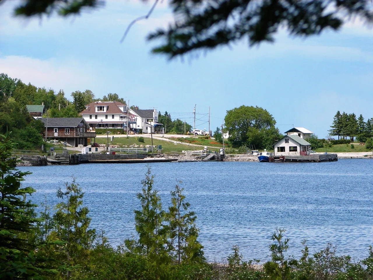 Street view in Silver Water, Ontario