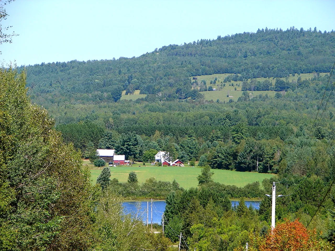 Street view in Quadeville, Ontario