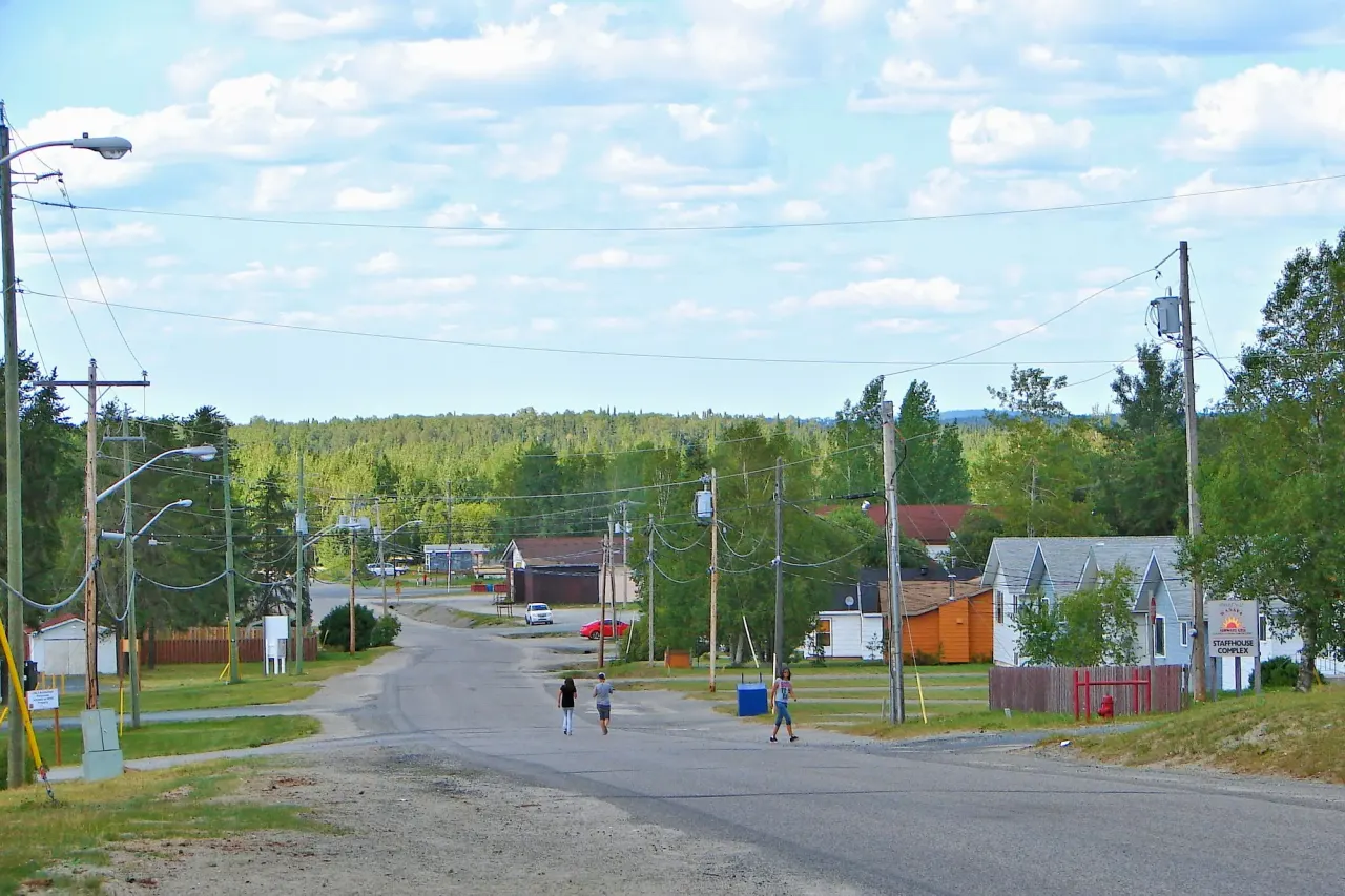 Street view in Pickle Lake, Ontario