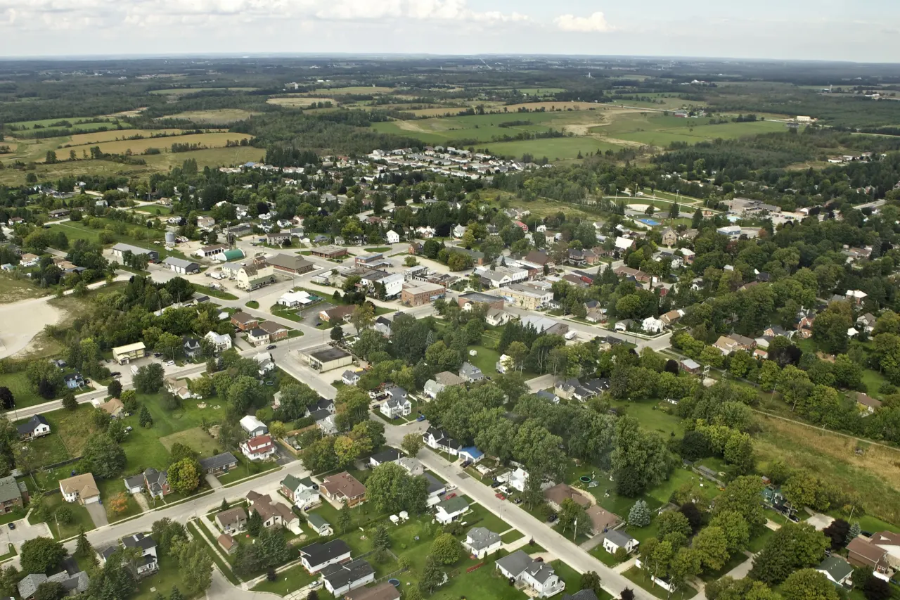 Street view in Hopeville, Ontario