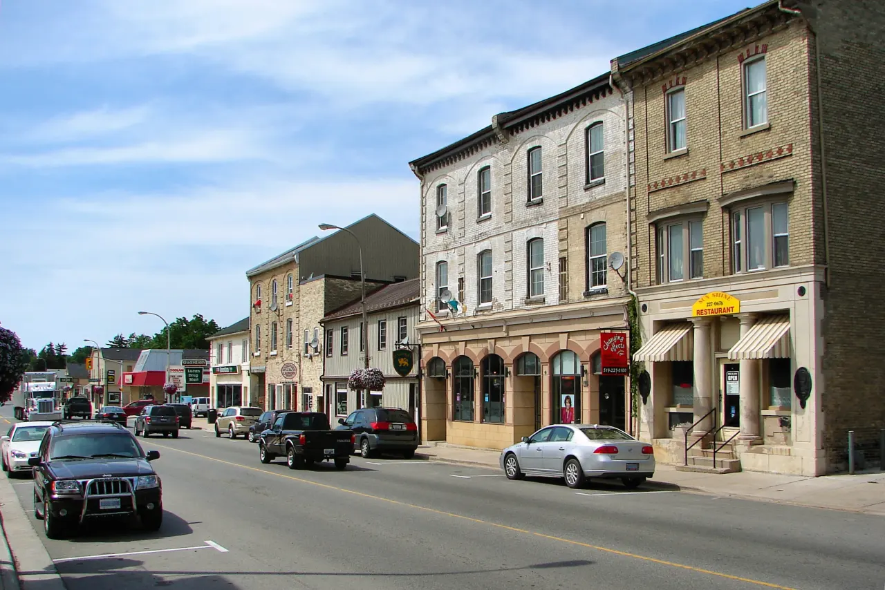 Lucan Biddulph, Ontario — HOMEH neighbourhood guide