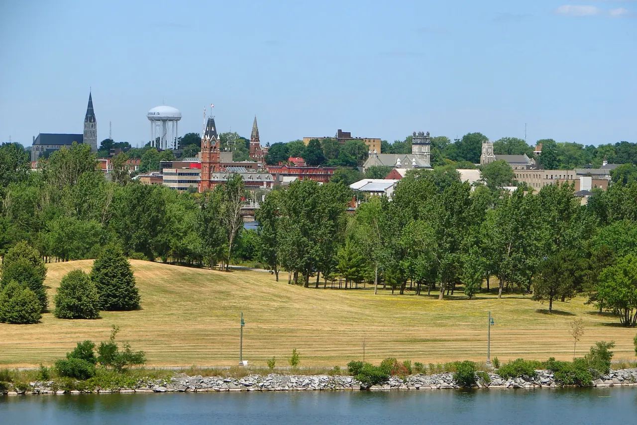 Street view in Belleville, Ontario