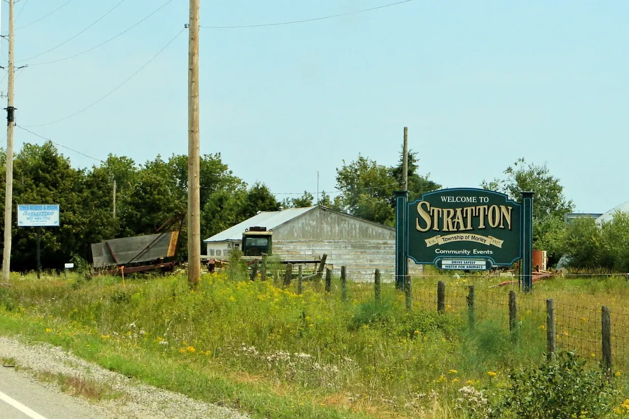 Street view in Morley, Ontario