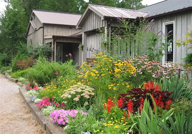 Street view in Ingersoll, Ontario