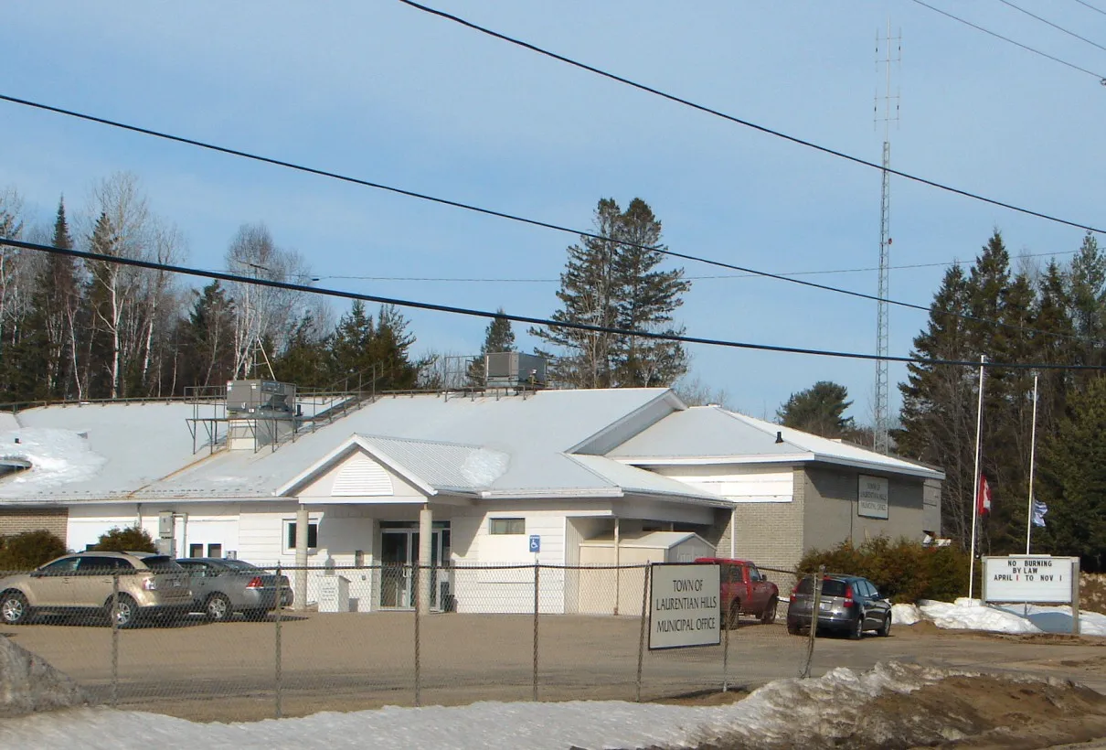 Street view in Laurentian Hills, Ontario