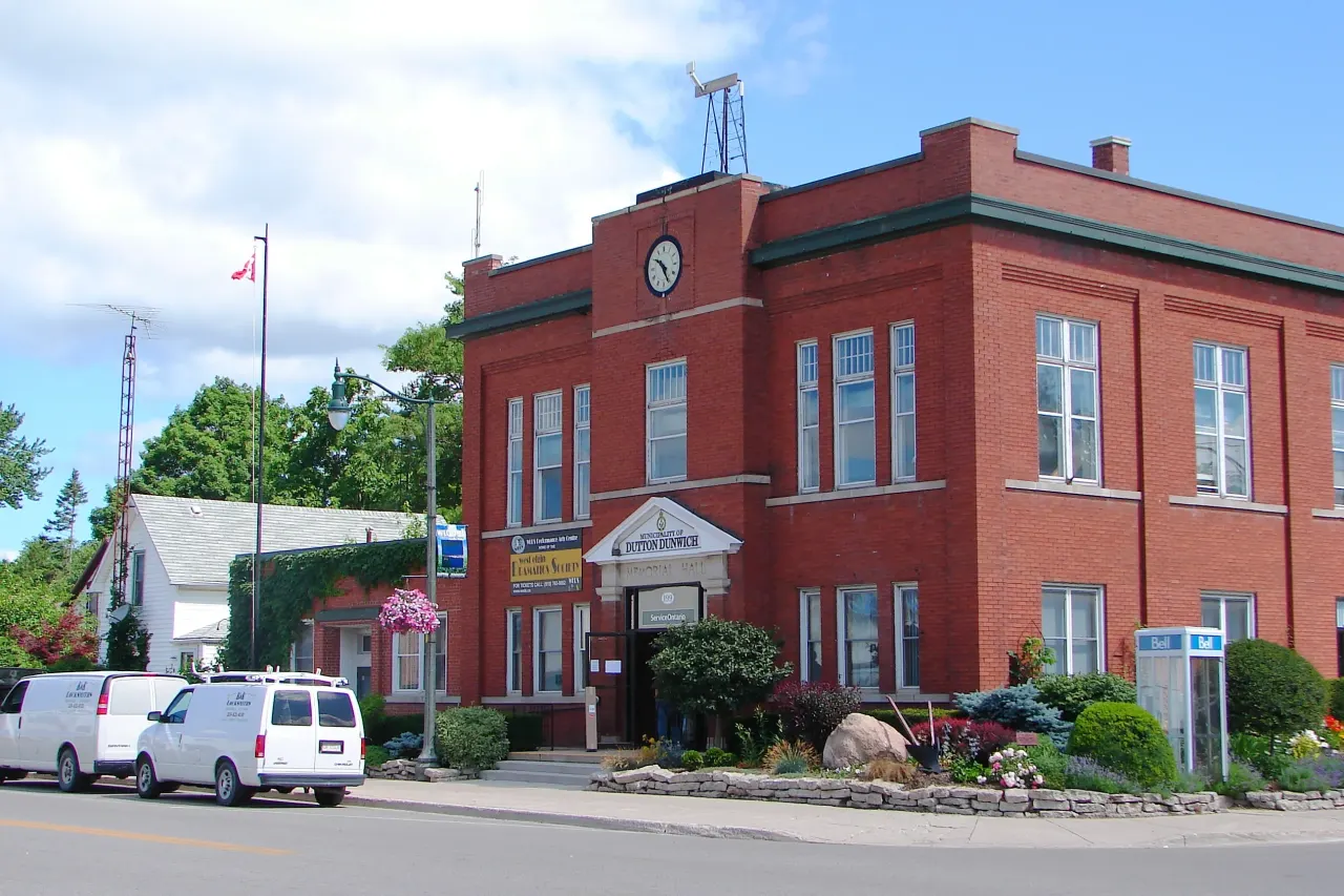 Dutton/Dunwich, Ontario — HOMEH neighbourhood guide
