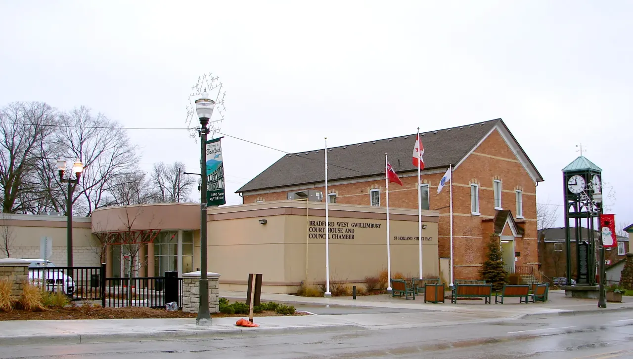 Street view in Bradford West Gwillimbury, Ontario