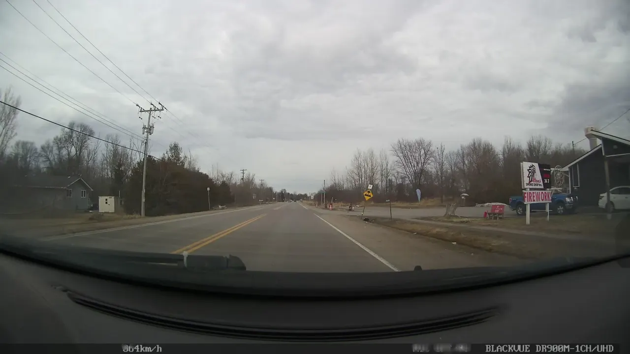 Street view in Rama First Nation 32, Ontario