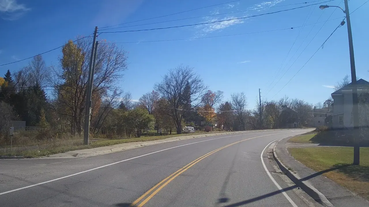 Street view in Frontenac, Ontario