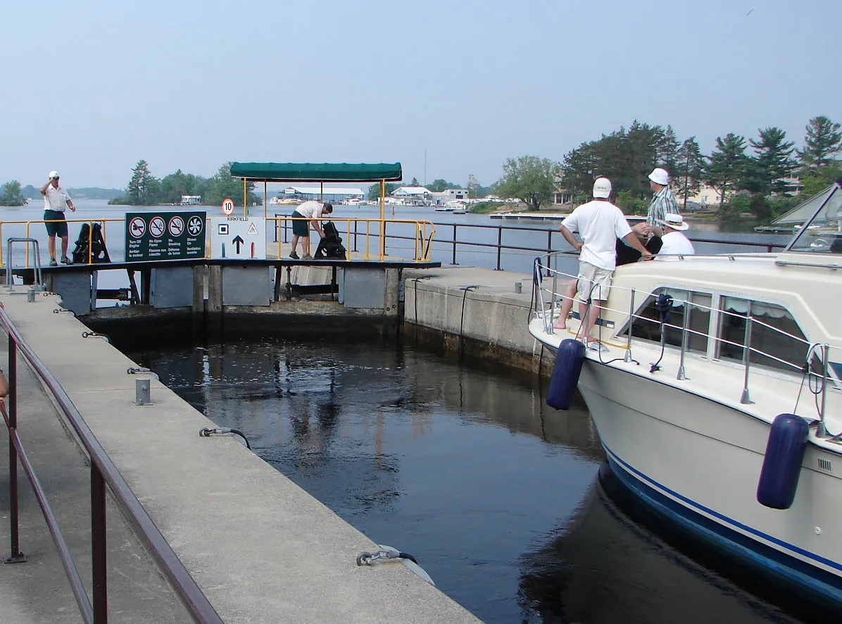 Street view in Port Severn, Ontario