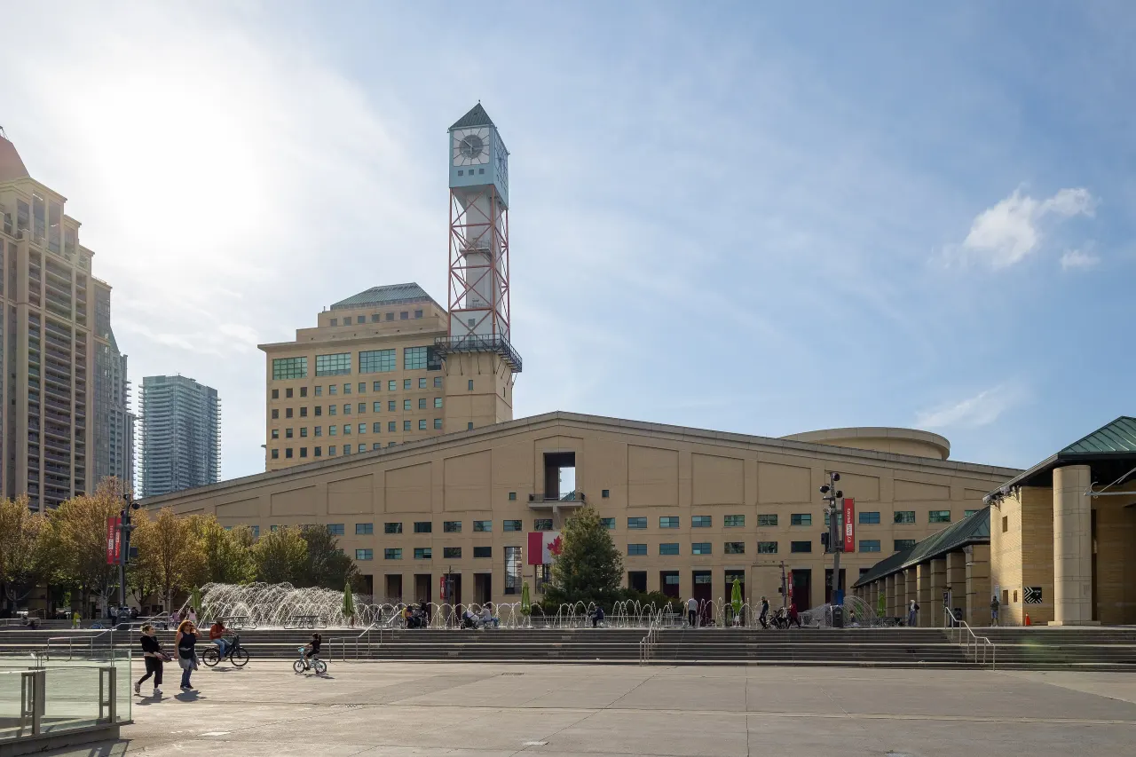 Street view in Mississauga, Ontario
