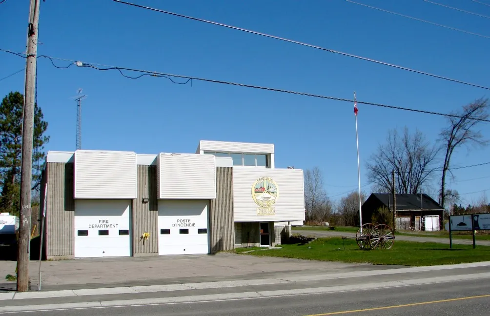 Street view in Field, Ontario