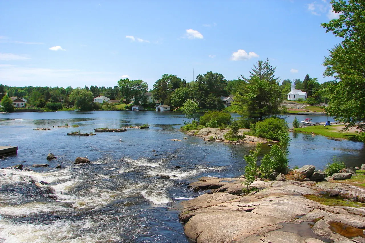 Ahmic Harbour, Magnetawan — HOMEH neighbourhood guide