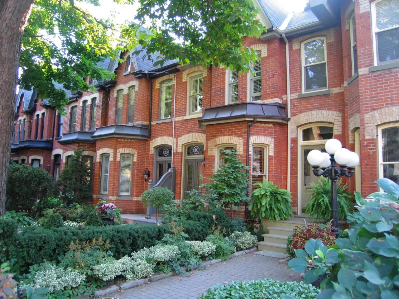 Cabbagetown, Toronto — HOMEH neighbourhood guide