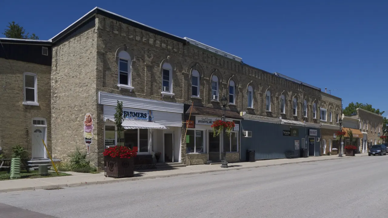 Huron-Kinloss, Huron-Kinloss — HOMEH neighbourhood guide