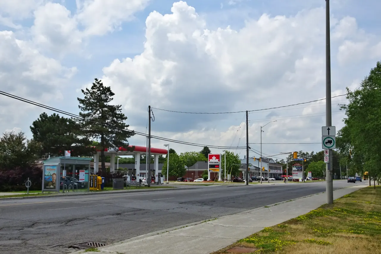 Blackburn Hamlet, Ottawa — HOMEH neighbourhood guide
